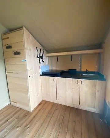 Safaritent Schaapje Met Prive Sanitair Campismo de Luxo