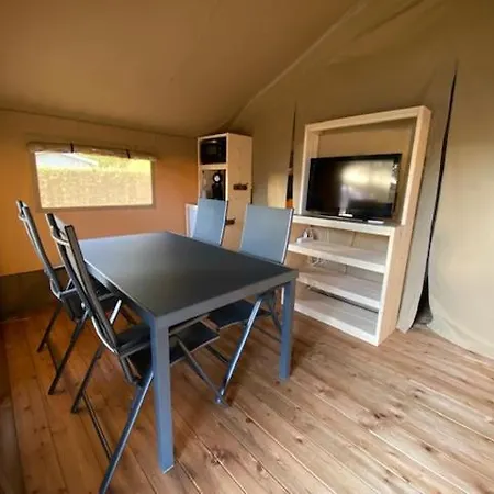 Campismo de Luxo Safaritent Schaapje Met Prive Sanitair