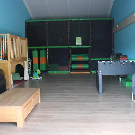 Safaritent Schaapje Met Prive Sanitair * Nistelrode