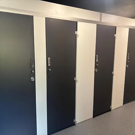 Safaritent Schaapje Met Prive Sanitair Luxussátor Nistelrode